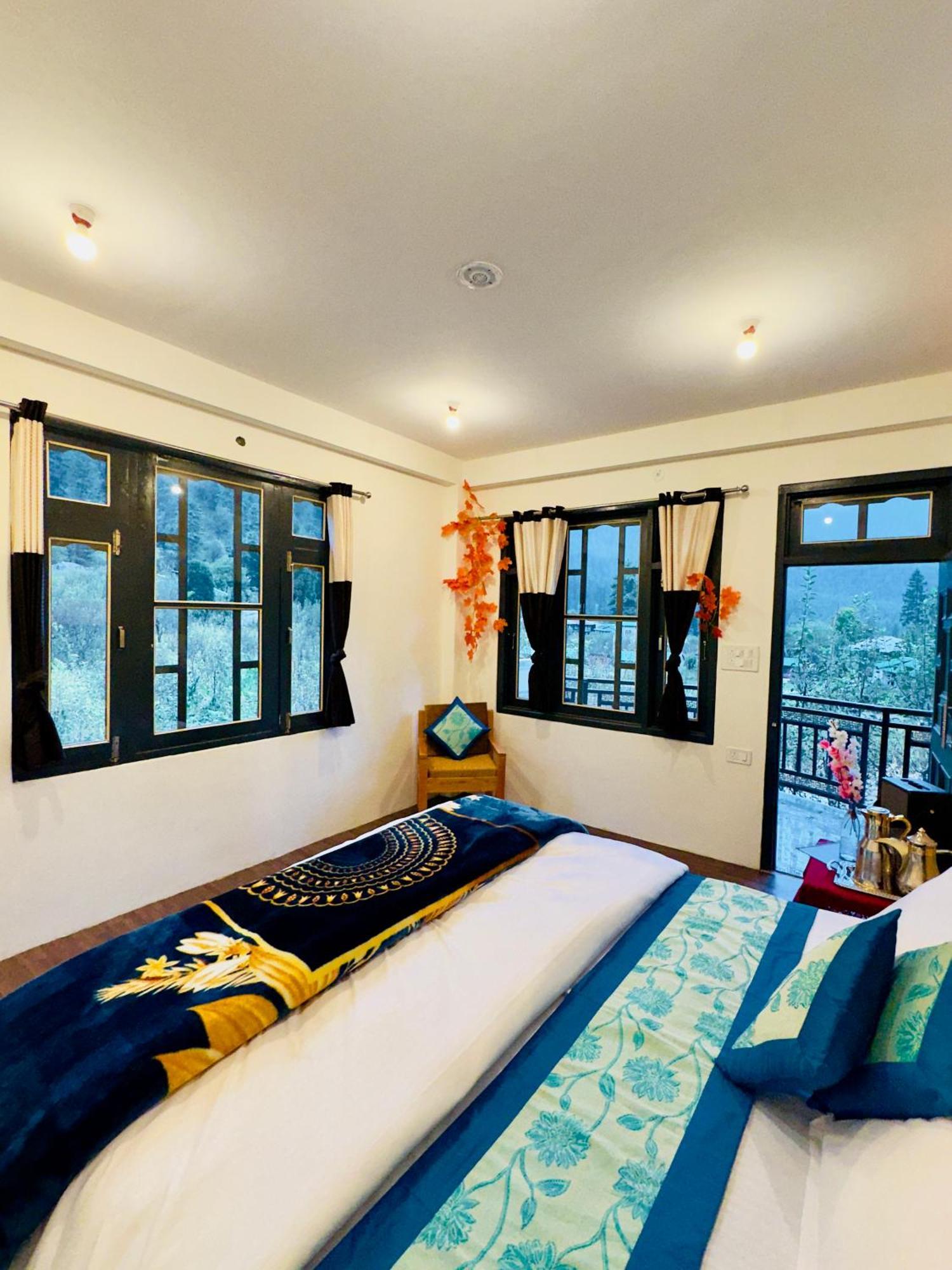 Rare House Hotel Kalgha Exterior foto