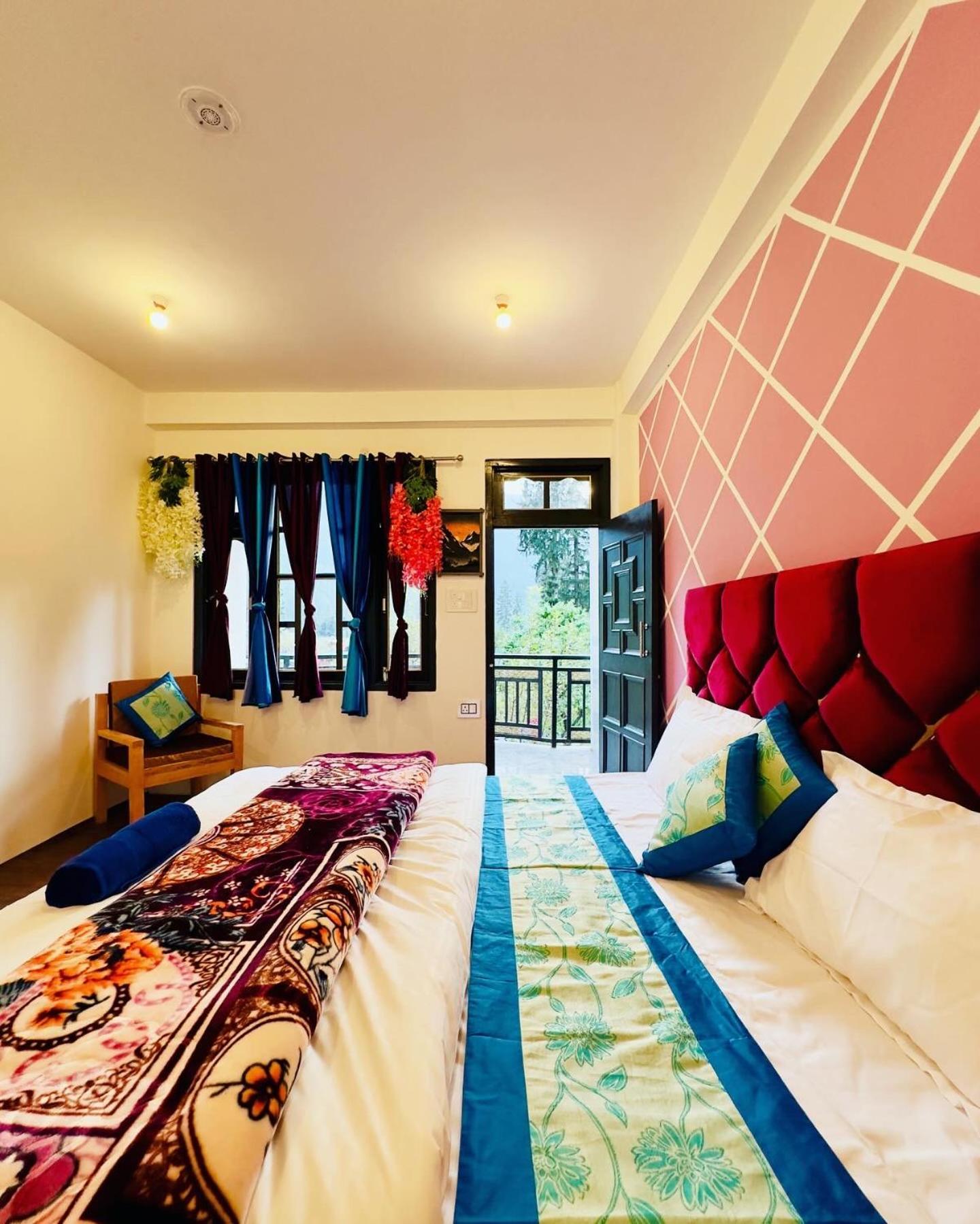 Rare House Hotel Kalgha Exterior foto