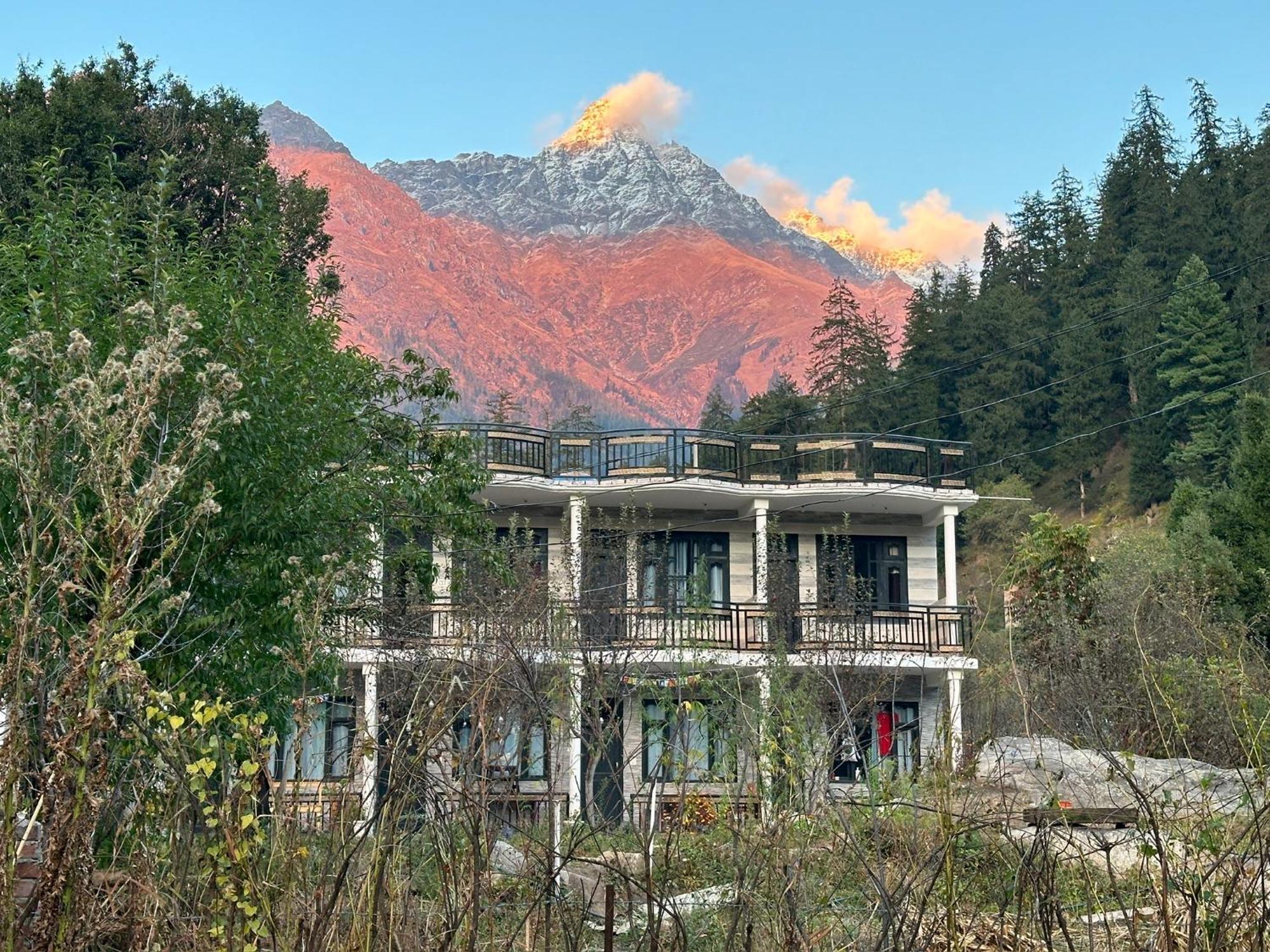 Rare House Hotel Kalgha Exterior foto